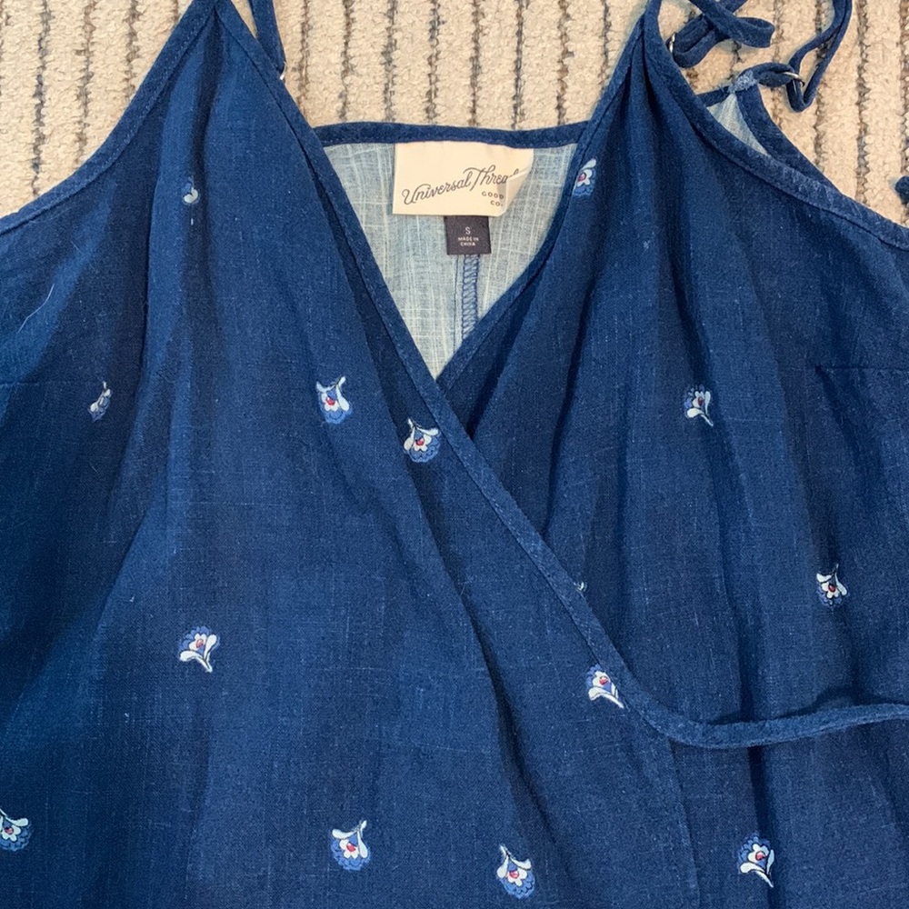 Dress - Picture 2 of 3